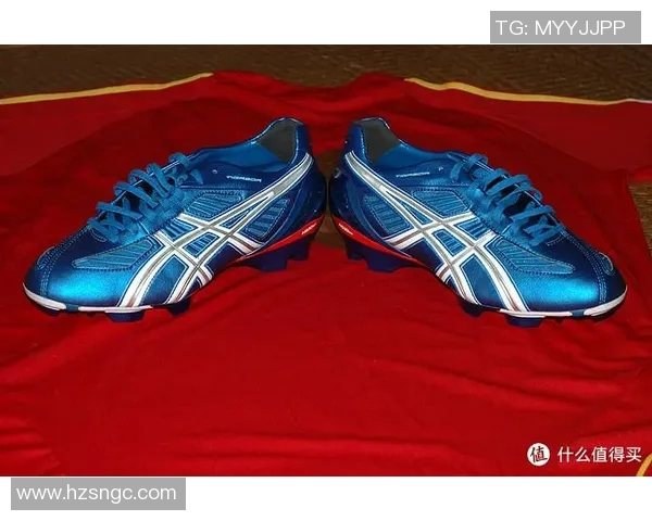 足球装备选购指南：如何选择适合你的球拍与配件建议