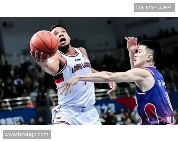 CBA福建队迎战同曦队全力争胜精彩对决值得期待