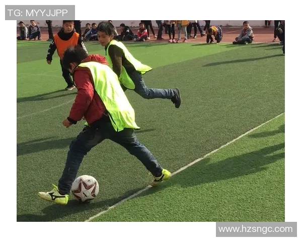 海德堡与墨尔本骑士的激烈对决展现足球魅力与团队精神