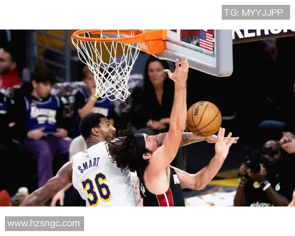 4月24日雷霆与火箭激战正酣谁能在季后赛中占得先机